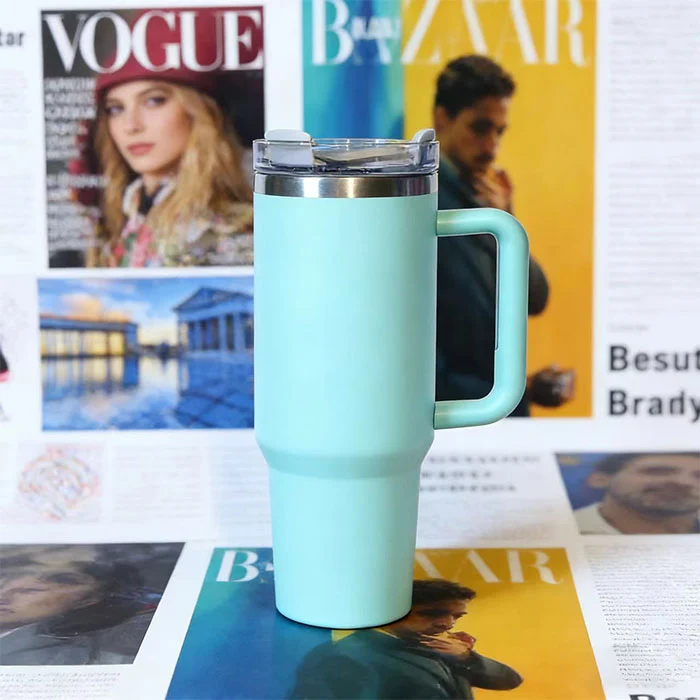 40oz stiklainis su rankena