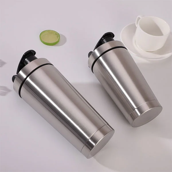 „Shaker Tumbler“